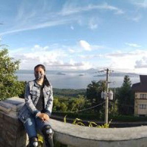 Rachelle Himaya profile icon