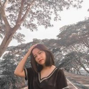 สี' แดง profile icon