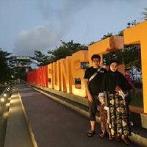 Tiffany Putri profile icon