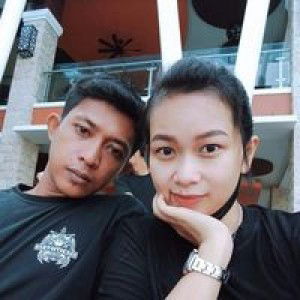 Putri Ayu Lestari profile icon