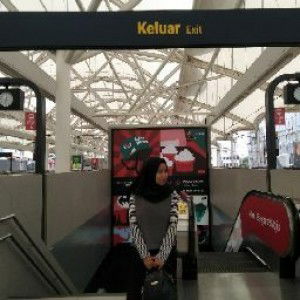 Dinda Dewi Lutfiana profile icon