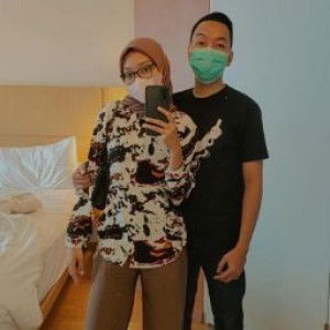 Senny tiwi profile icon