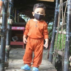 heny nurhayati profile icon