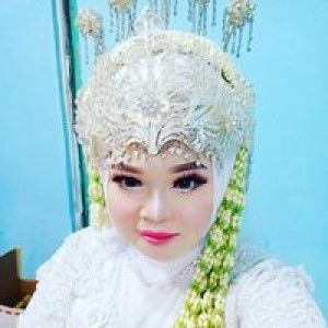 Nur'aini Rahmawati profile icon