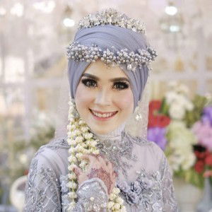 Mega Nia Arisca profile icon