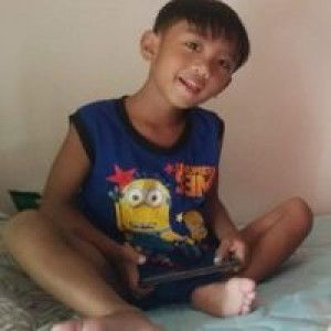 Emy Leal profile icon