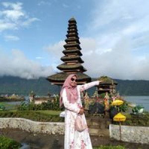 Rita Marniyawati Putri profile icon