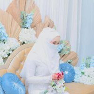 Waniee Hisyam profile icon