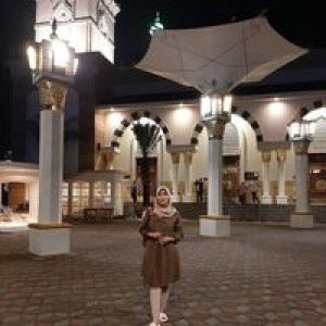 Elinda Nur R profile icon