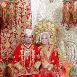 Putrie Piliang profile icon