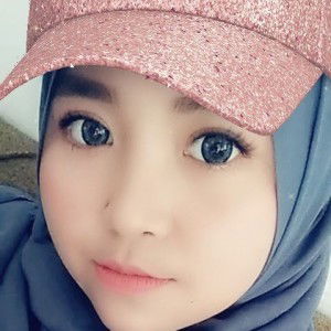 Dederisna Rosliana profile icon