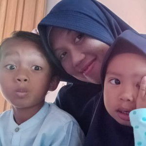 Erna Yuni profile icon