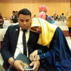 Fitri Yuliana profile icon