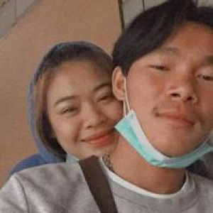 อี่หล้า คัม ป่าน profile icon