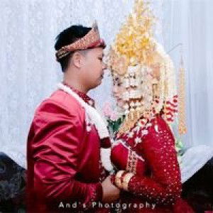 Indah Sary profile icon