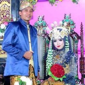 Rhina Jarkasih profile icon