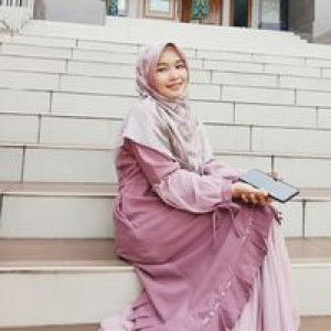 Lia Nurkhalilah profile icon