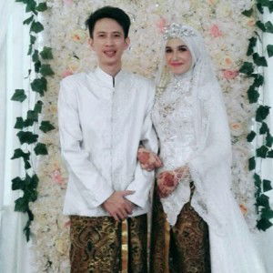 Khoirun Nisa profile icon