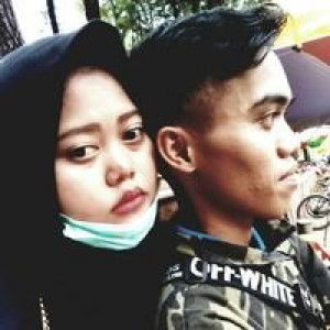 Neng Rhia profile icon