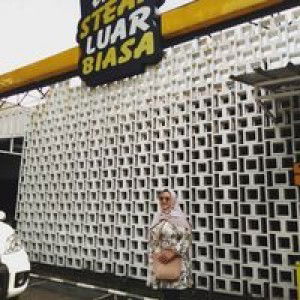 Cica Irianti profile icon