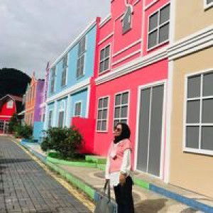 Rere Rahmadhani profile icon