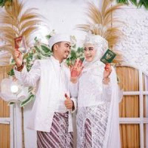 Risna Eka Saputri profile icon