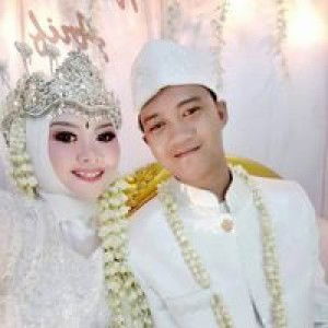 Anissa Puji Lestari profile icon