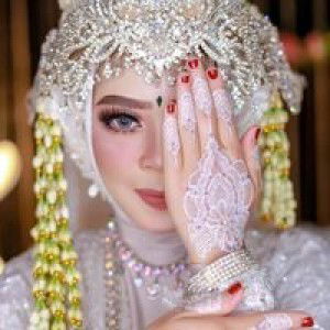 Putri Niara profile icon