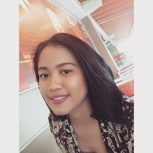 Nia Magda Karunia profile icon