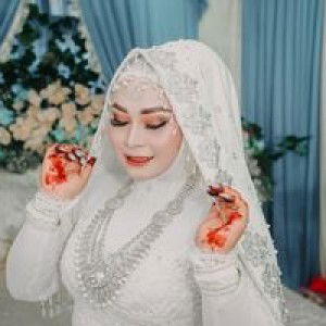 Ayu Sapitri profile icon