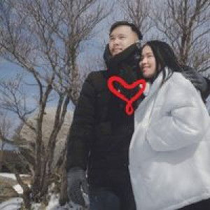 Aum Moment profile icon