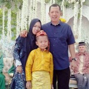 Rina Sulastri Andi profile icon