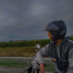 Novi Widiyanti profile icon