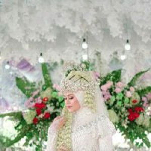 Devi Pebrianti profile icon