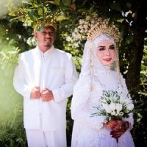 Eka Putri Ayuni profile icon