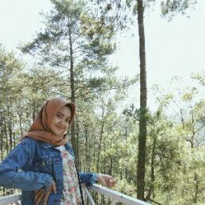 Novita Candra profile icon