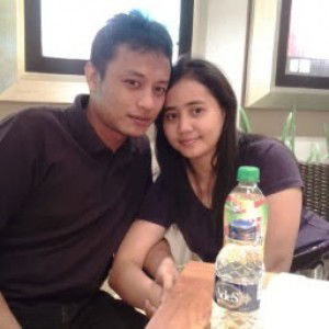 lya ari profile icon