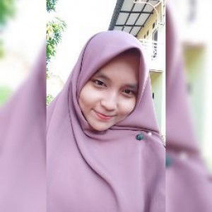 Sri Leni profile icon