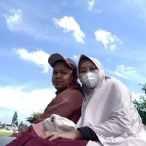 Puji Lestari profile icon