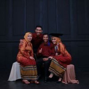 Ririn Nurwahyuni profile icon