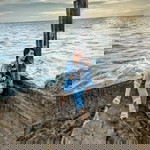 Shinta Dewi profile icon