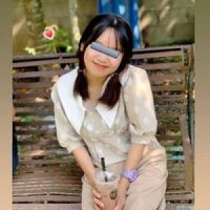 Monruedee Khampan profile icon