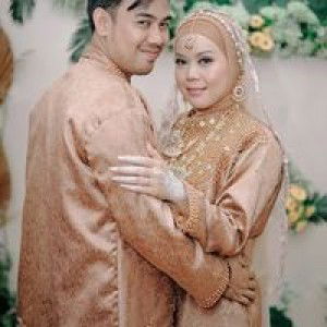 Eli Susanti profile icon