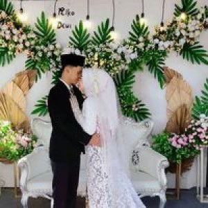 Dewi Iwed profile icon