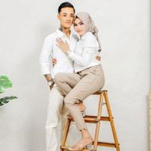 yunia tri astuti profile icon