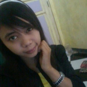 Ratna Indah profile icon