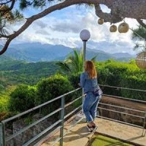 Rhiya Tavera profile icon