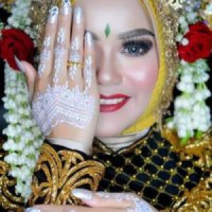 Vira Anggraini profile icon