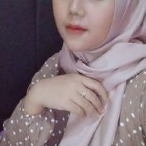 Badriah Lubna profile icon