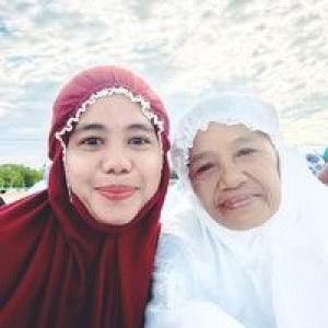 Sri Maryam Syahrir profile icon